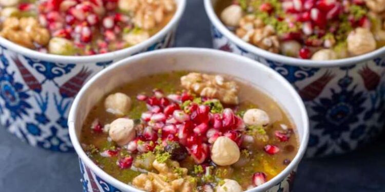 Aşure nasıl yapılır? Aşure pişirirken dikkat edilmesi gerekenler!