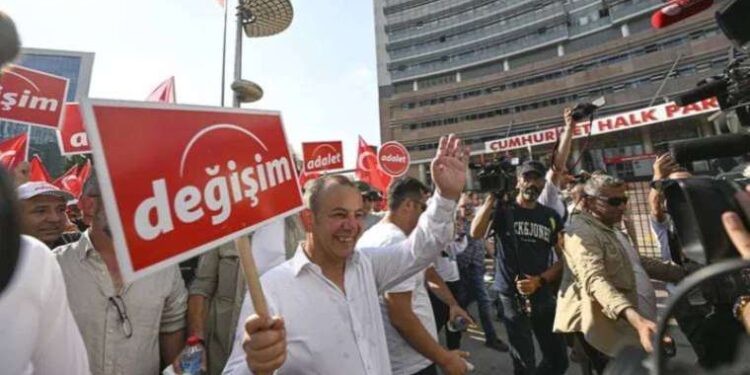 CHP Genel Merkezi'ne ulaşan Tanju Özcan'dan açıklama