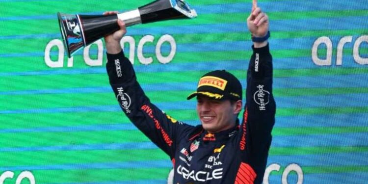 F1 Britanya Grand Prix'sinde zafer Max Verstappen'in oldu