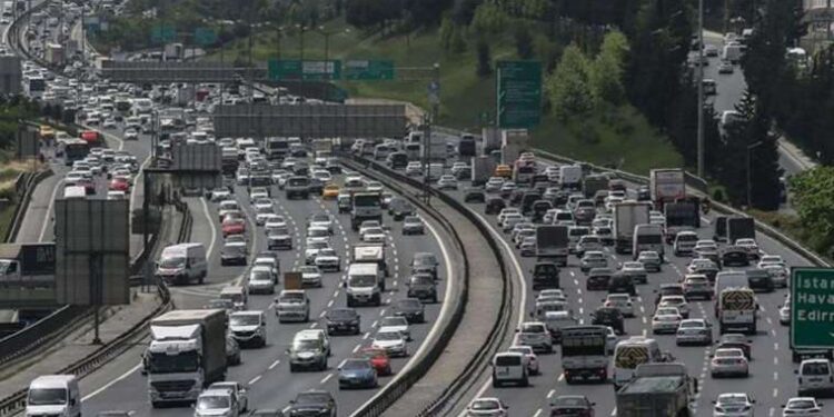 Diyarbakır’da gerçekleştirilen uyuşturucu operasyonlarında 13 şüpheli tutuklandı