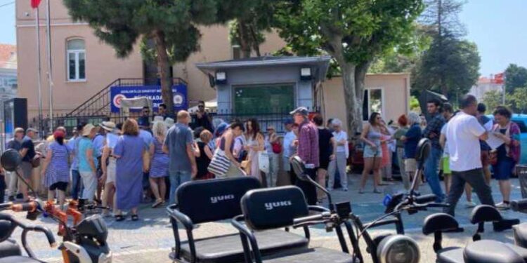 Adalılardan ‘yürünebilir adalar’ istiyoruz çağrısı