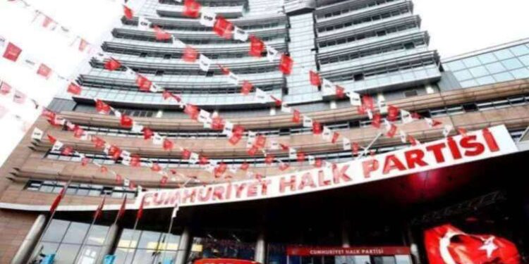 Bahar Feyzan: 'CHP'nin KRT TV ile de anlaşması var'