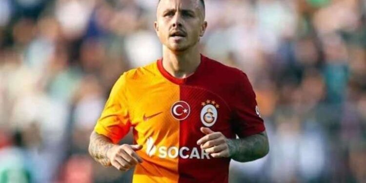 Galatasaray'a Angelino'dan kötü haber!