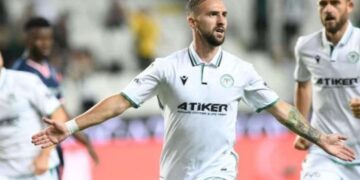 Konyaspor'da Endri Çekiçi ile yollar ayrıldı