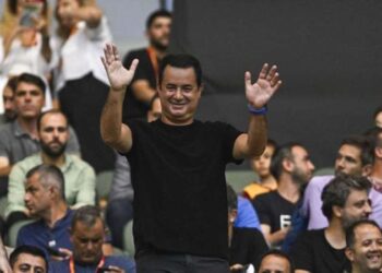 Hull City'nin sahibi Acun Ilıcalı'dan transfer açıklaması