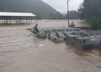 Felaketin yükü kadınlarda