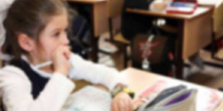 Yüz binlerce çocuk eğitimin dışında ama nedeni ‘karma eğitim’ değil! Asıl sorun yoksulluk