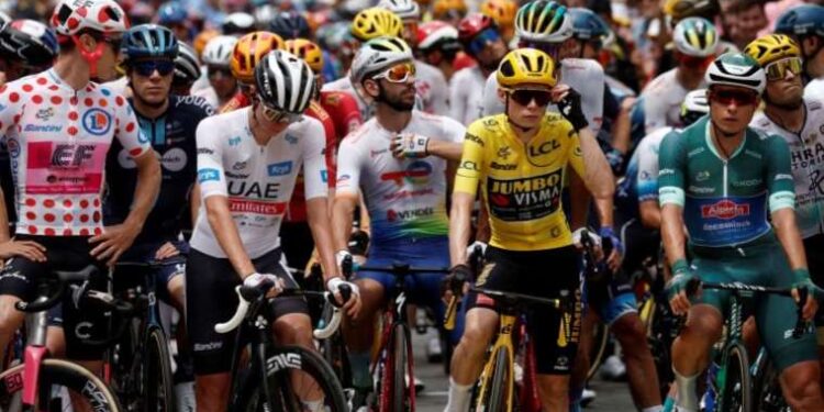 Fransa Bisiklet Turu'nun 11. etabında zafer Jasper Philipsen'in