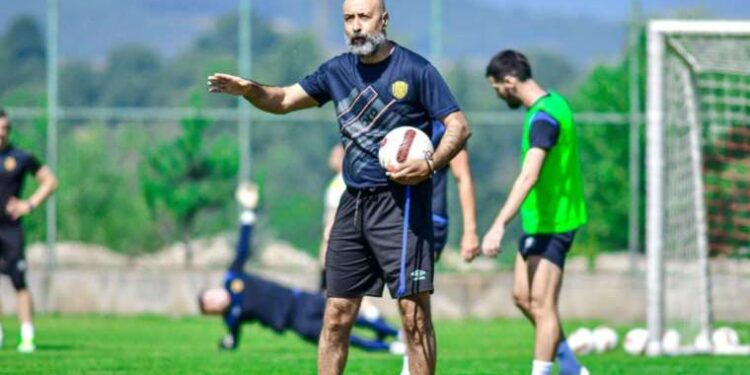 Tolunay Kafkas: 'Fırsat transferi olursa Diego Rossi'yi isterim'