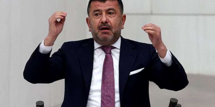 Usta ressam Şenol Yorozlu hayatını kaybetti