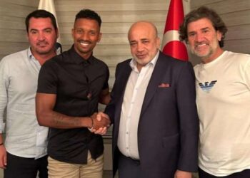 Luis Nani yeniden Süper Lig'de!
