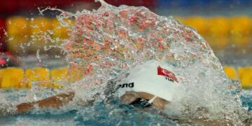 Milli yüzücülerden 3 madalya