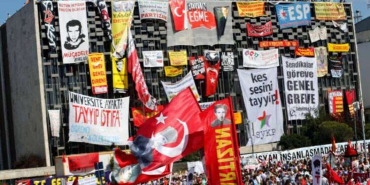 CHP'li Kayıhan Pala'dan, Gezi davası tutukluklarına ziyaret: Hukuksuzluk son bulsun