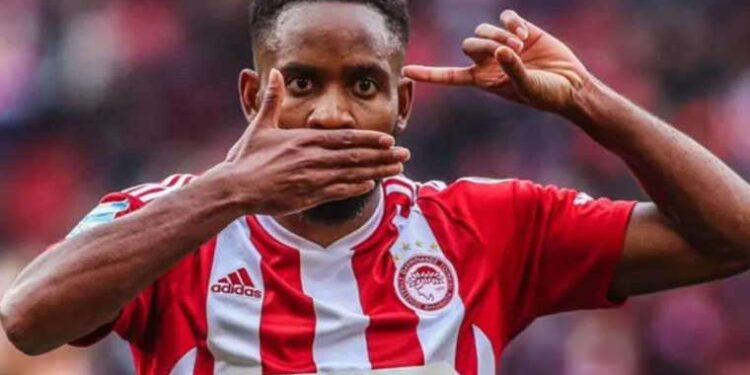 SON DAKİKA Galatasaray, Cedric Bakambu transferini açıkladı!