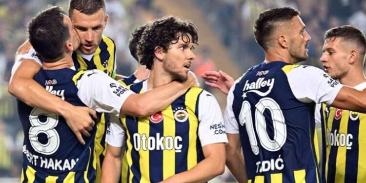 Fenerbahçe, Kadıköy'de rahat kazandı! Fenerbahçe 5 - 0 Zimbru