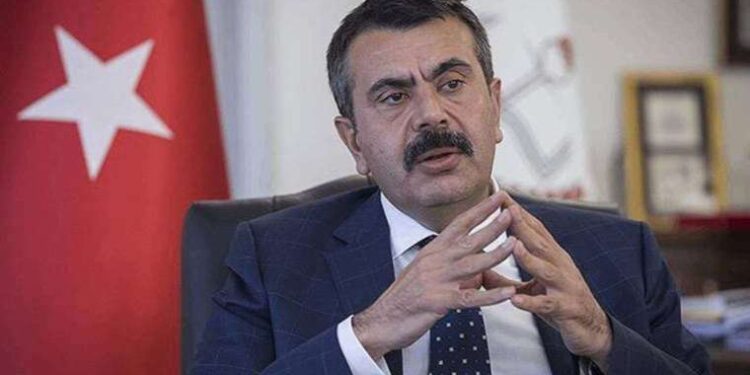 Bakan Tekin'den 'karma eğitim’ açıklaması: Karma eğitim esas, kız okulları kurmak gerekiyorsa kurulur