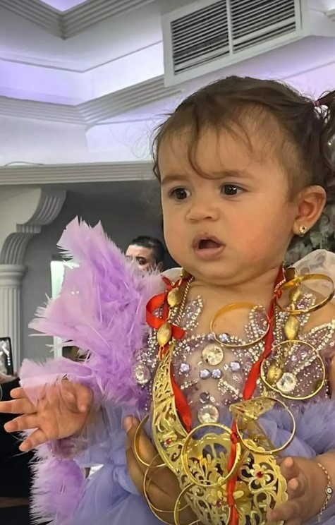 Kobra Murat, torununun doğum gününü kutladı! Altınları görenler gözlerine inanamadı