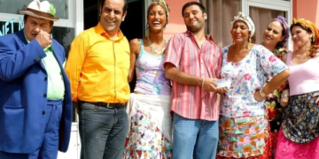 Özkan Uğur'un ölüm haberi alan Melek Baykal gözyaşlarına boğuldu