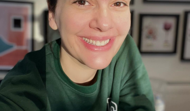 Projeden projeye koşan Bergüzar Korel'in partnerleri Caner Cindoruk ve Serkan Altunorak oldu