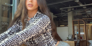 Rap şarkıcısı Asya Alizade imza şartına uymadığı için bir kez daha gözaltına alındı