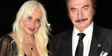 Tekneden inerken düşen Orhan Gencebay hastanelik oldu