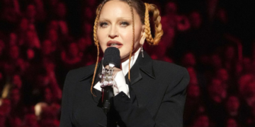 Yoğun bakıma kaldırılarak entübe edilen Madonna'nın ailesinden korkutan sözler: Kaybedeceğimizi düşündük