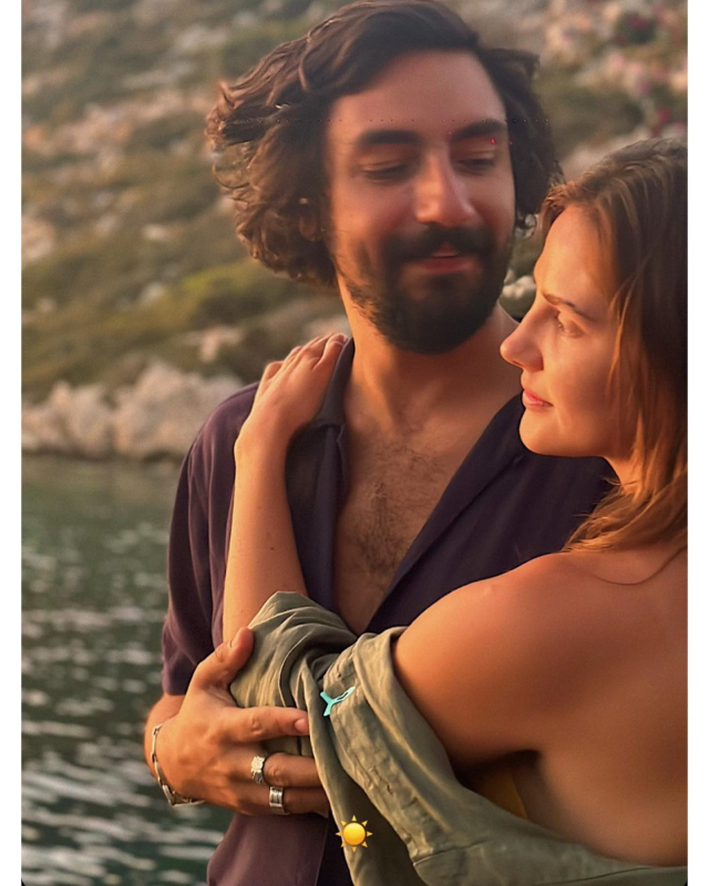 demet-akalin-umut-evirgen-in-alina-boz-a-16187764_6982_m-1 Demet Akalın, Umut Evirgen'in Alina Boz'a bakışına takıldı: Bundan sonraki kızı düşünüyor