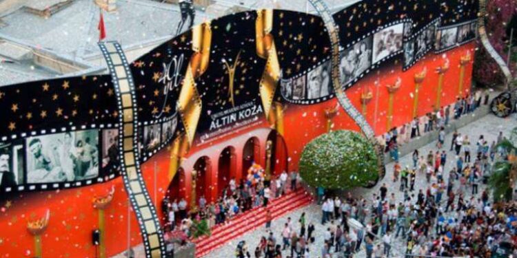 18. İstanbul Bienali’nin küratörü Iwona Blazwick