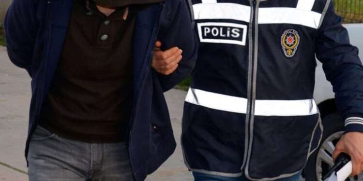 İstanbul'da asayiş uygulaması: Aranan '390 şüpheli' yakalandı