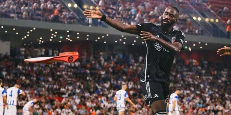 Masuaku'dan maç sonu flaş paylaşım