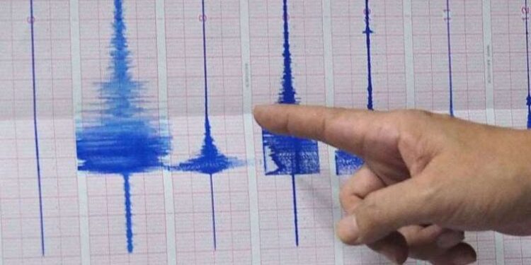 Son depremler! Deprem mi oldu? 5 Ağustos 2023 nerede, ne zaman deprem oldu?