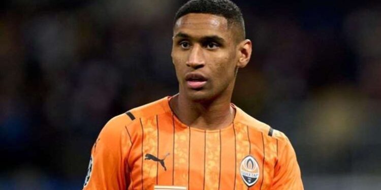 Adı Fenerbahçe ile anılıyordu:  Galatasaray'dan Tete atağı!