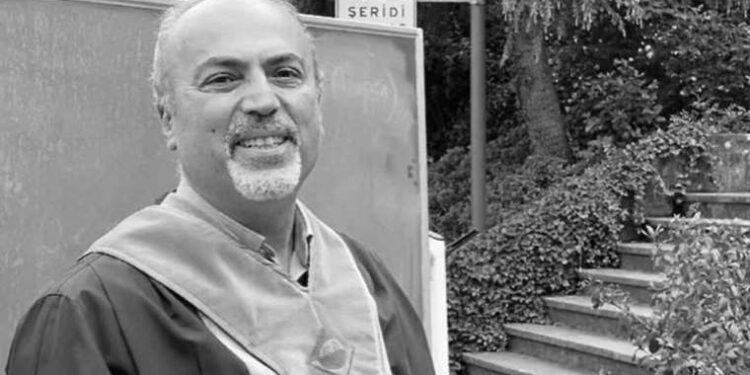 Geleneği o başlatmıştı: Kıyafetlerini yırtıp yağa buladılar