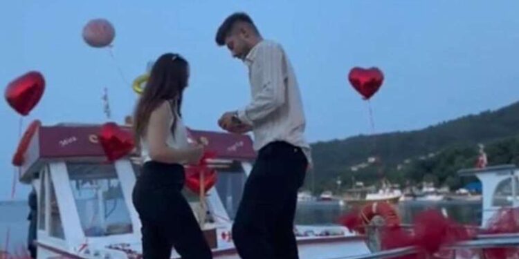 Ordu'da evlenme teklifi sırasında yüzüğü denize düşürdü