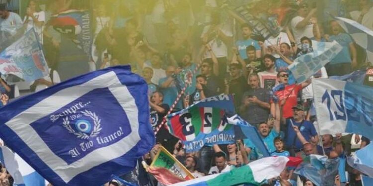 11 yıllık firari Vincenzo La porta'yı, şampiyonluk kutlaması yakalattı