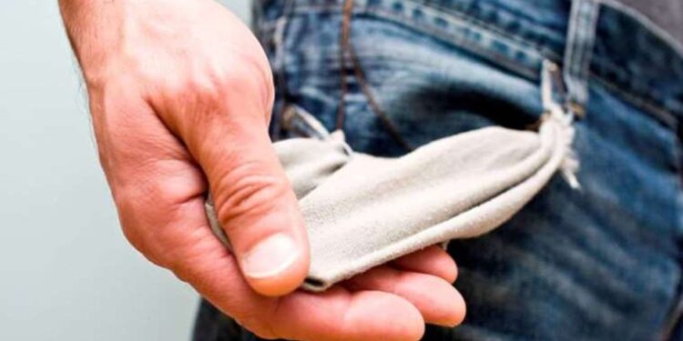 'Mutlak yoksulluk' kapıda! CHP'li Akay: Yurttaşın kredisi ‘batık’