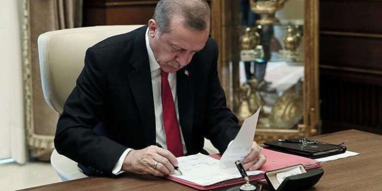 Osmaniye’de temizlik yapılan tankerde patlama: 2 yaralı
