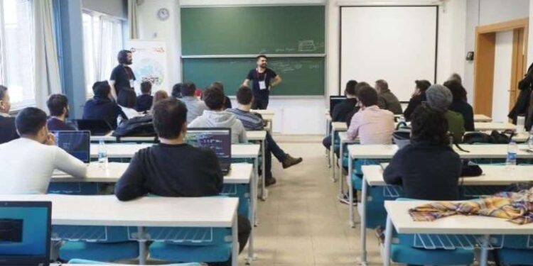 Mustafa Akgül Özgür Yazılım 2023 Yaz Kampı başlıyor!