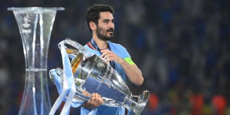 İlkay Gündoğan, Almanya'da yılın futbolcusu oldu