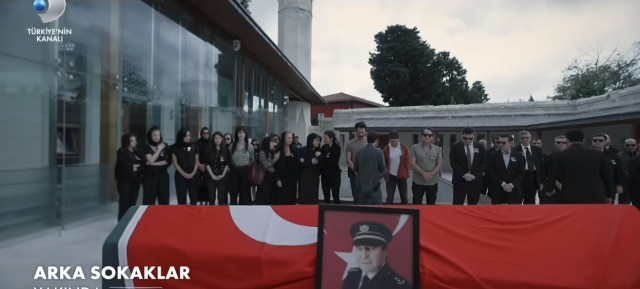 arka-sokaklar-dizisi-18-sezonuyla-ekrana-geliyor-16252426_1577_m Arka Sokaklar dizisi 18. sezonuyla ekrana geliyor! İlk fragman yayınlandı