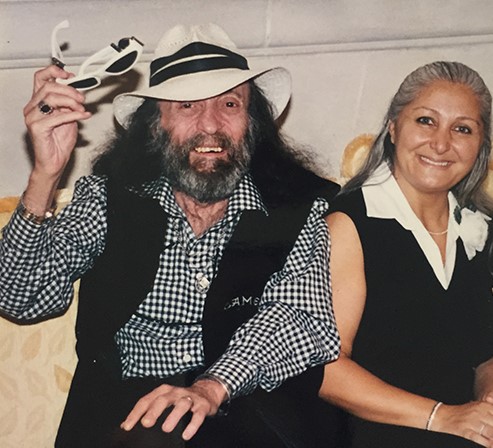 cem-karaca-nin-esi-ilkim-karaca-cekimlerine-16258474_9658_m-1 Cem Karaca'nın eşi İlkim Karaca, çekimlerine başlanan filmin durdurulması için mahkemeye başvurdu