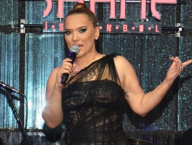 demet-akalin-kopege-tecavuz-ettigi-iddia-edilen-16229483_1626_m Demet Akalın, köpeğe tecavüz ettiği iddia edilen adama öfke kustu