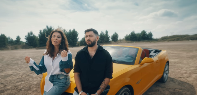 ebru-yasar-yeni-sarkisi-kehribar-ile-muzik-16395476_66_m-1 Ebru Yaşar, yeni şarkısı Kehribar ile müzik piyasasını altüst etti! Milyonlarca dinlenmeye ulaştı