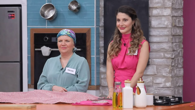 gelinim-mutfakta-da-olay-ekipten-para-isteyen-16297067_8804_m Gelinim Mutfakta'da olay! Ekipten para isteyen kayınvalide ve gelin diskalifiye edildi