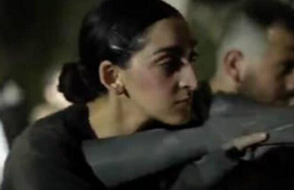 Gucci'nin Ermeni modeli Armine Harutyunyan terör örgütüne katıldı