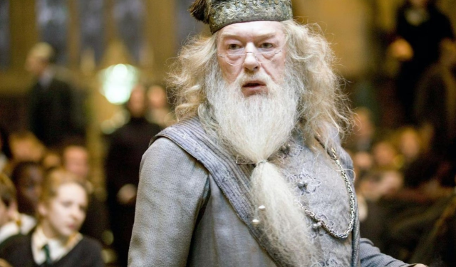 Harry Potter serisinin yıldız oyuncusu Michael Gambon hayatını kaybetti