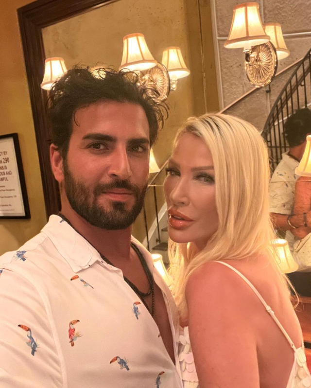 instagram-da-herkesi-silen-seda-sayan-olayin-ic-16349019_825_m Instagram'da herkesi silen Seda Sayan, olayın iç yüzünü anlattı: Sosyal medyacım yönetimi ele aldı