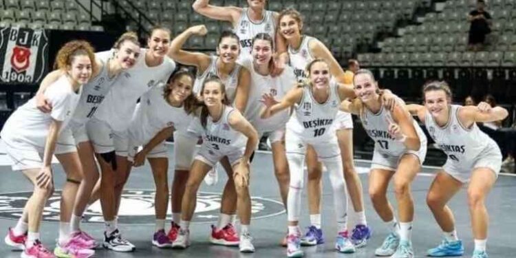 Beşiktaş, sahasında galibiyetle başladı