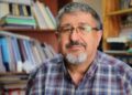 Ayşe Kulin’in ünlü eserini Nedim Saban yönetti, başrolde ise Nevra Serezli var: Sahnede ‘veda’ya yolculuk