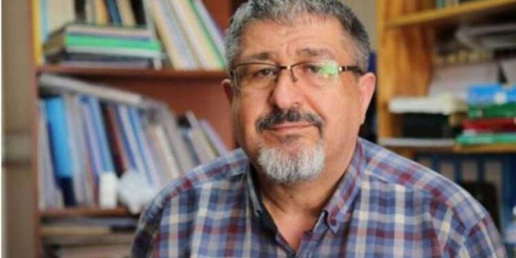 Ayşe Kulin’in ünlü eserini Nedim Saban yönetti, başrolde ise Nevra Serezli var: Sahnede ‘veda’ya yolculuk